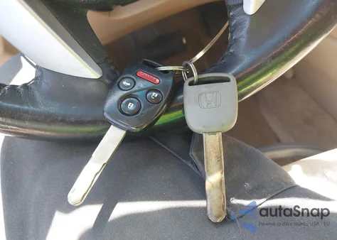 2008 Honda Accord 2.4 Ex-L z USA, uszkodzony, nr VIN 1HGCP26818A052813